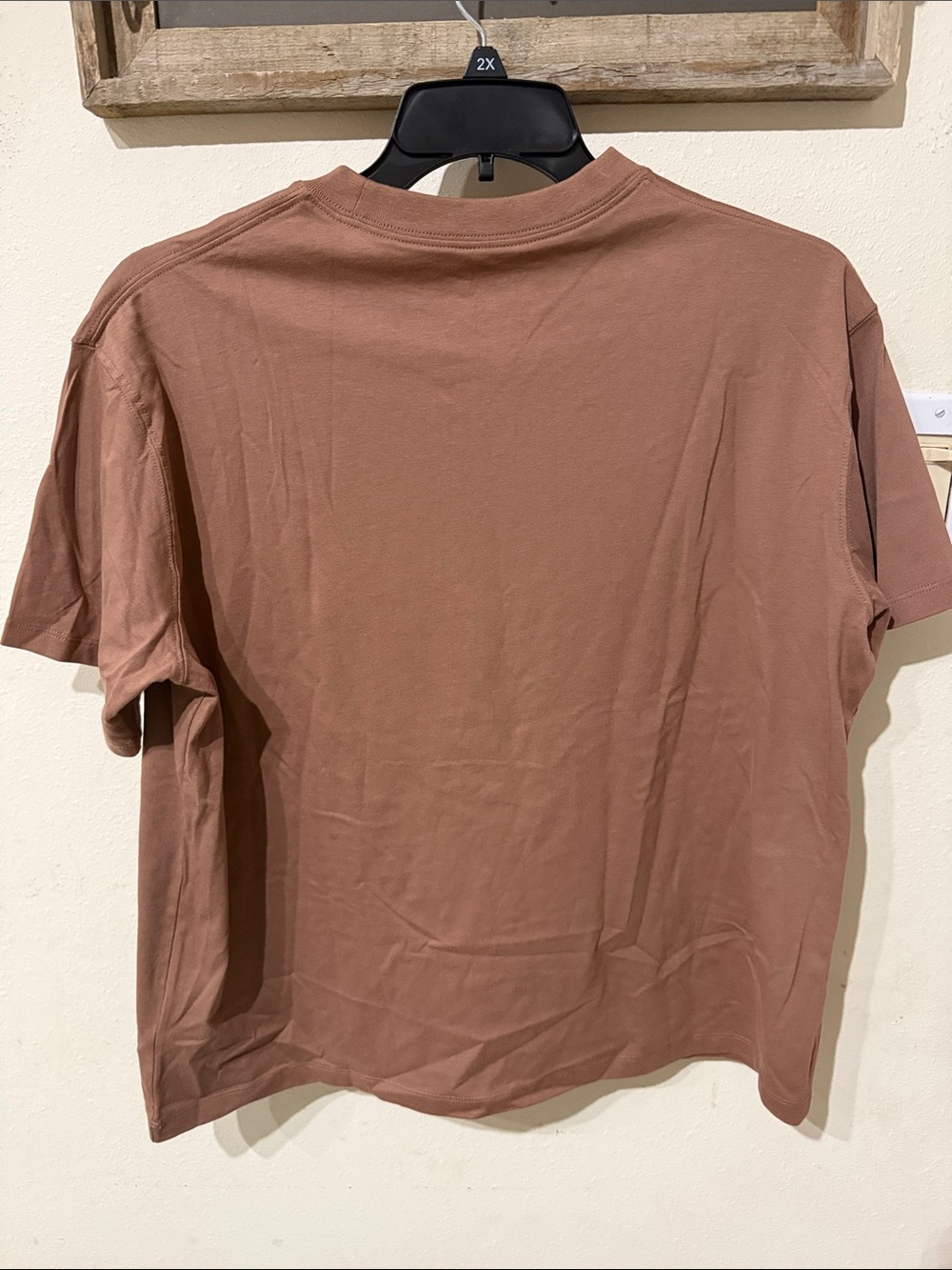 Jordan Brown Short Sleeve Tee with Pink Logo - Picture 4 of 4